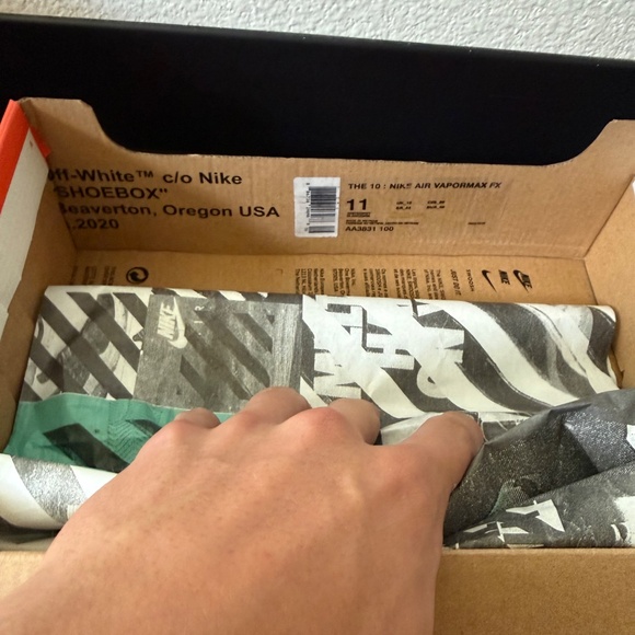 Nike Vapormax OffWhite - Picture 7 of 8